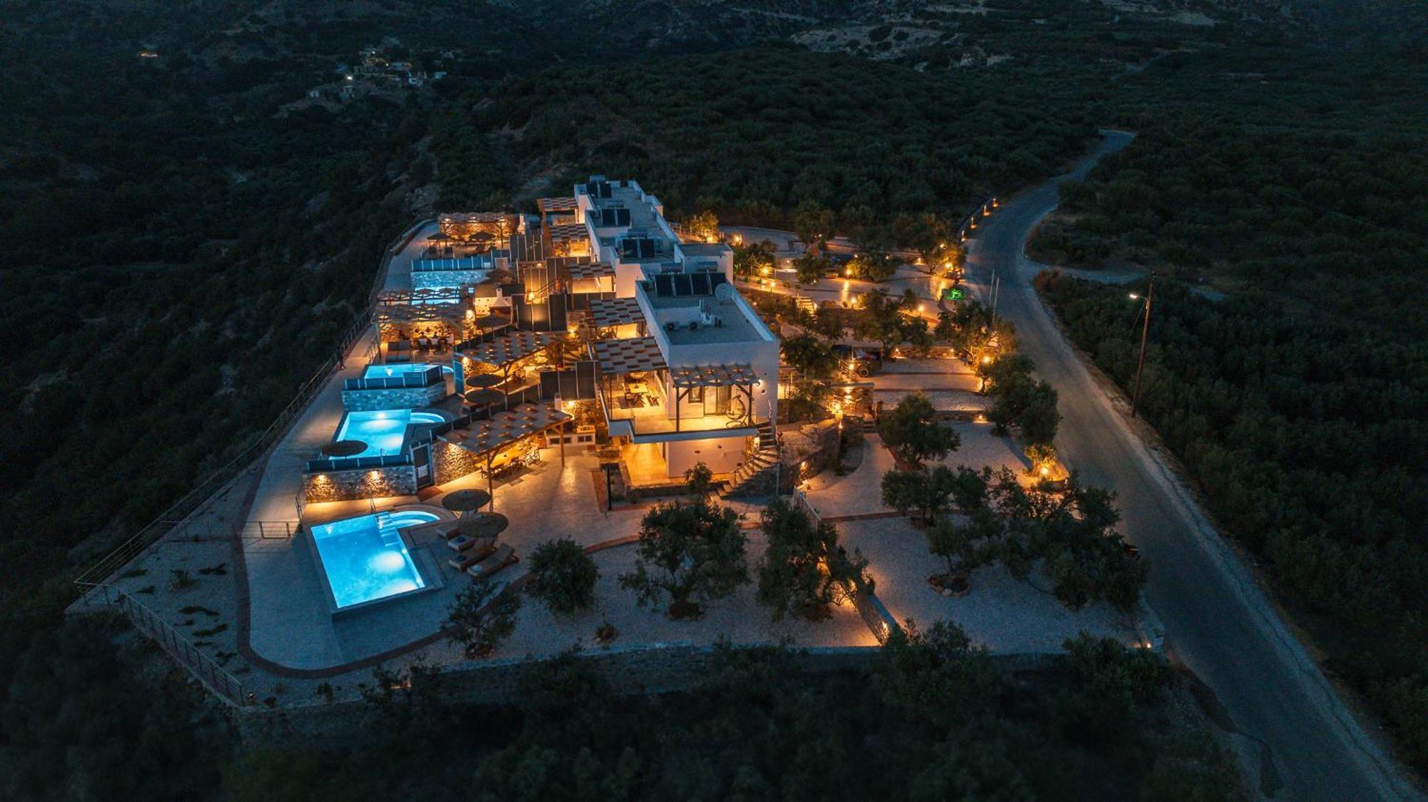 Mediterranean View Villa Makrýgialos Eksteriør bilde