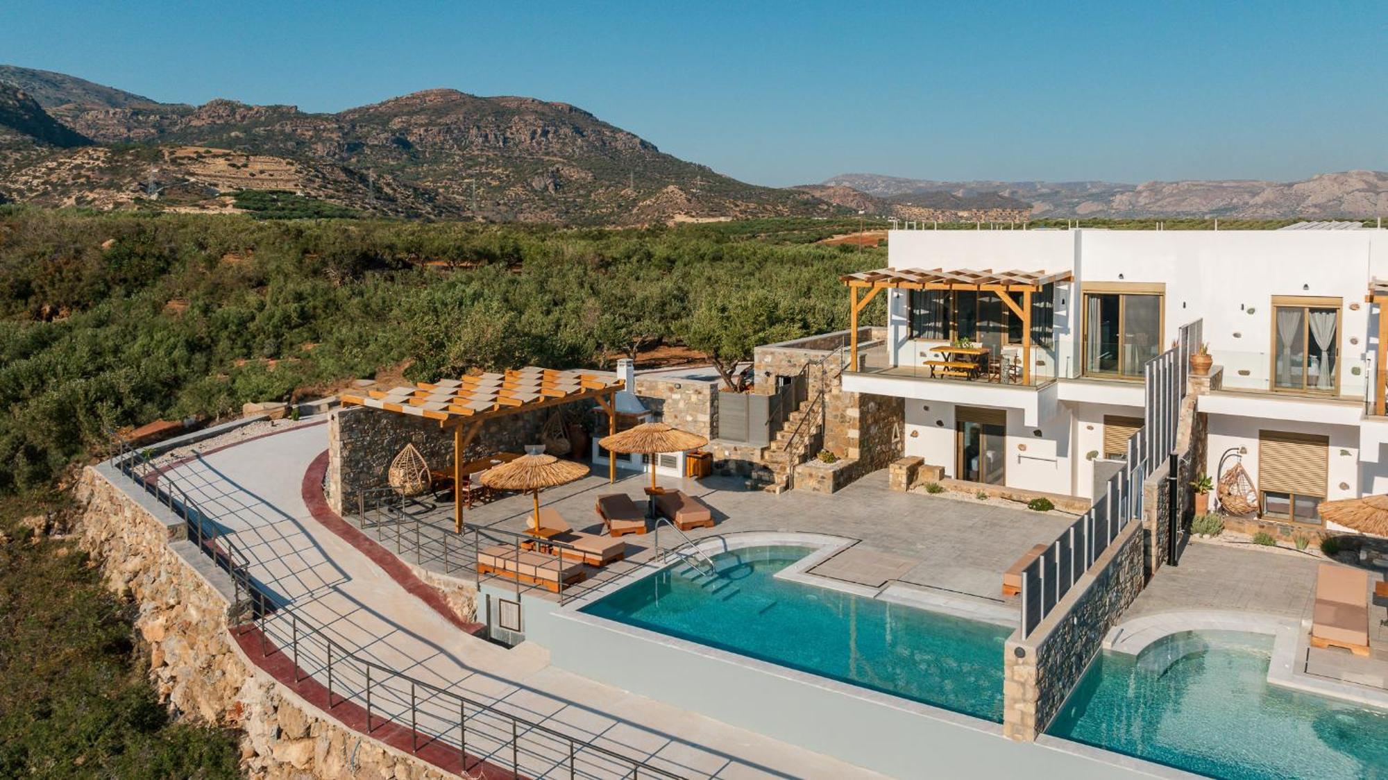 Mediterranean View Villa Makrýgialos Eksteriør bilde